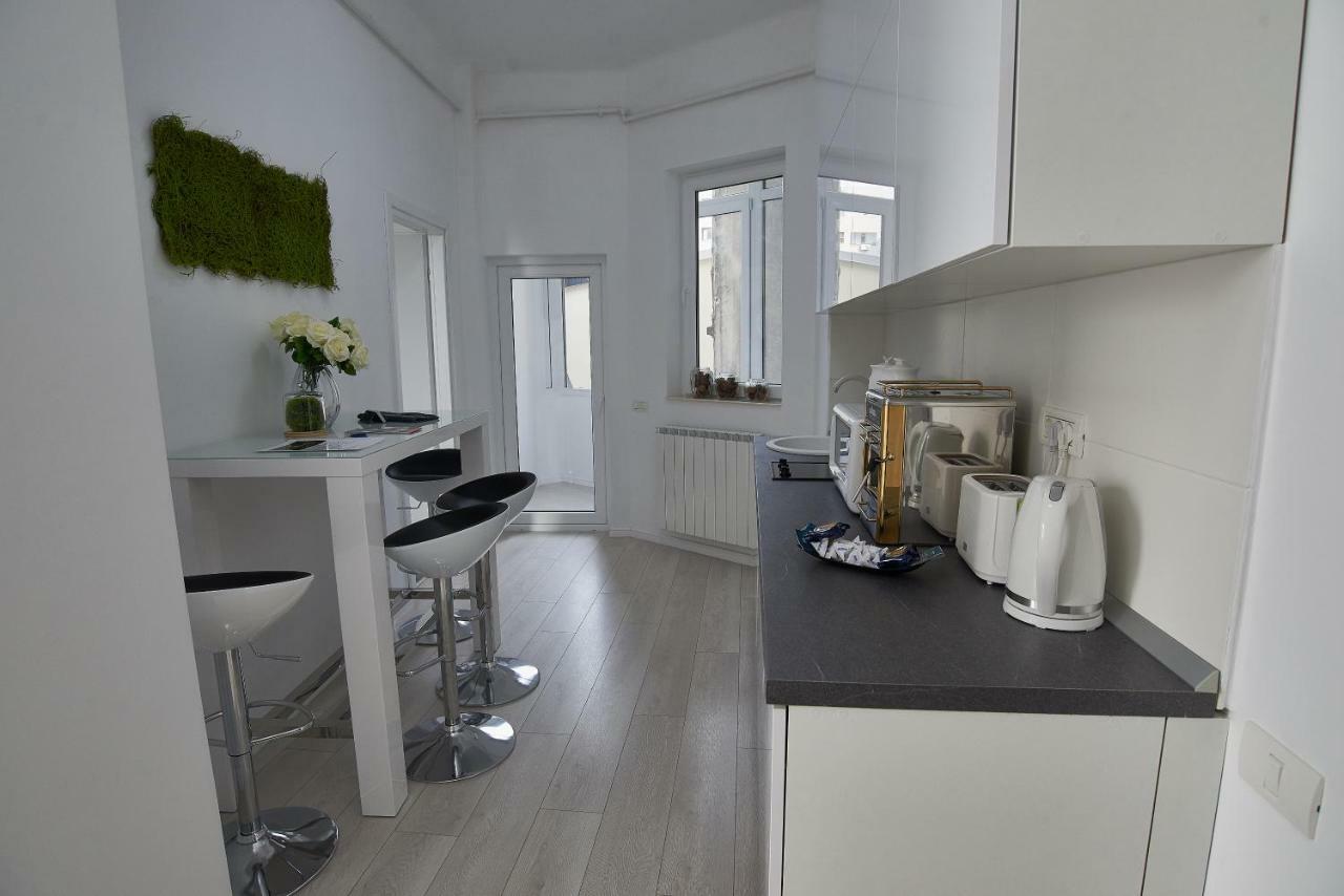 Metropole Apartments Old Town Букурещ Екстериор снимка