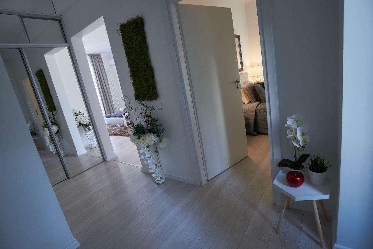 Metropole Apartments Old Town Букурещ Екстериор снимка