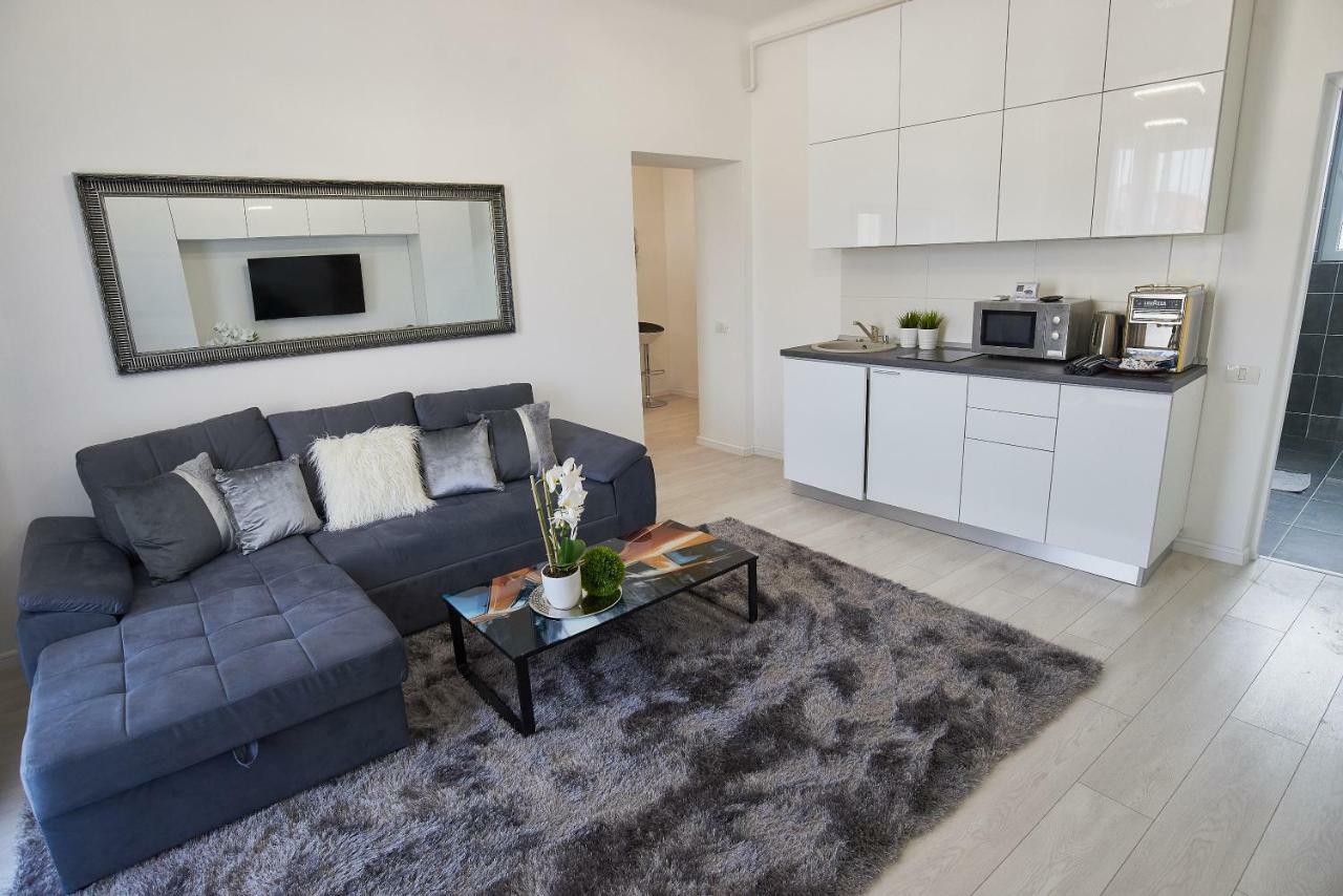 Metropole Apartments Old Town Букурещ Екстериор снимка
