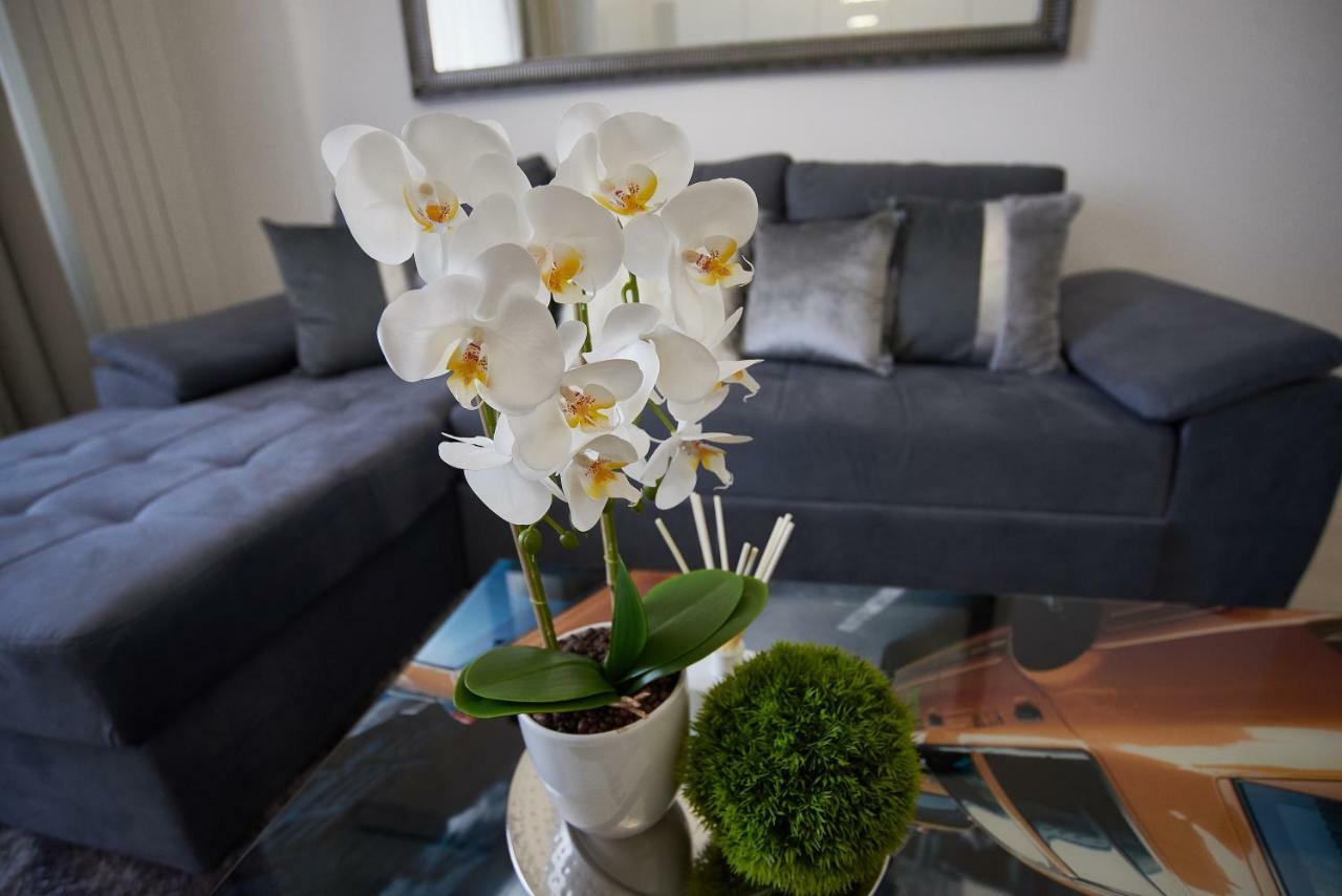 Metropole Apartments Old Town Букурещ Екстериор снимка