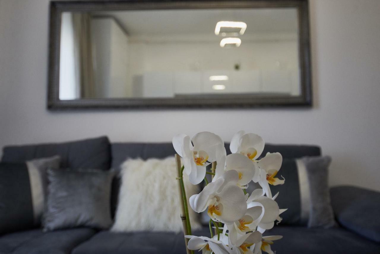 Metropole Apartments Old Town Букурещ Екстериор снимка