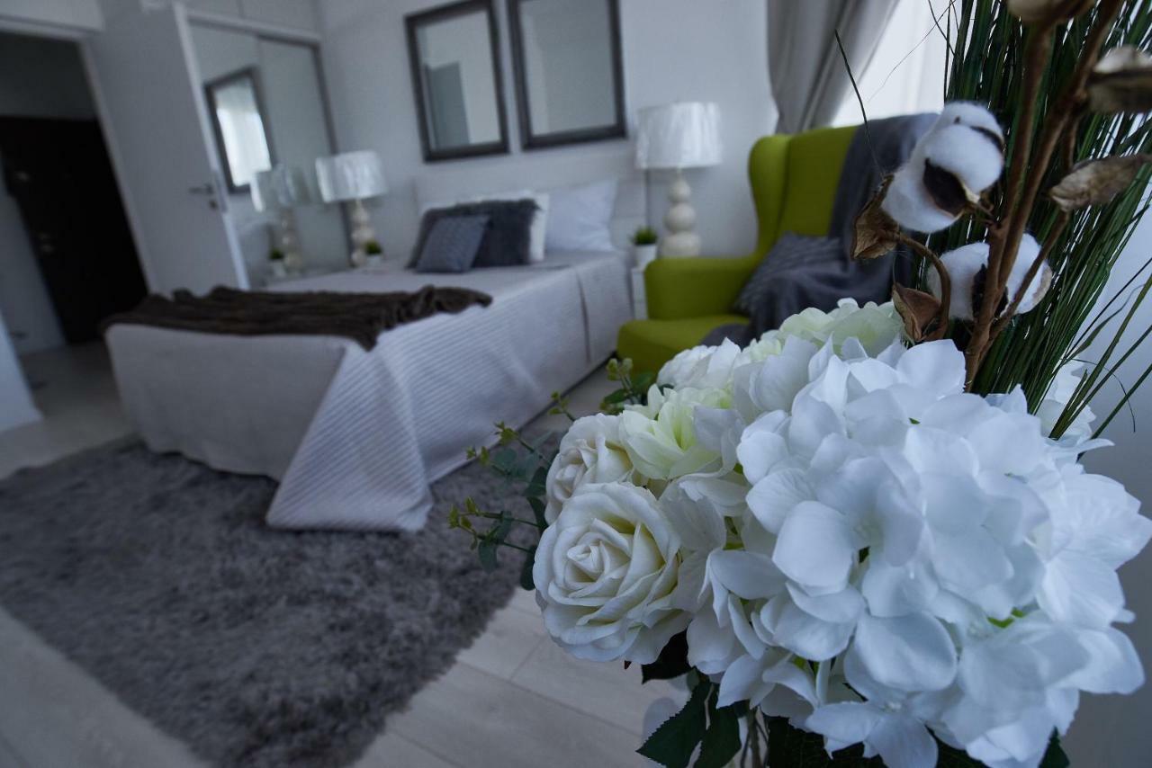 Metropole Apartments Old Town Букурещ Екстериор снимка