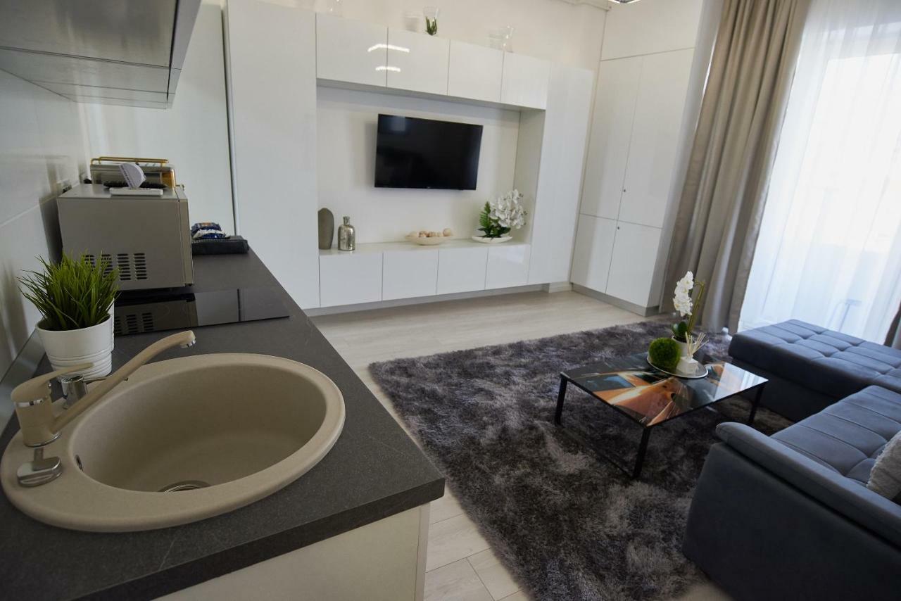 Metropole Apartments Old Town Букурещ Екстериор снимка